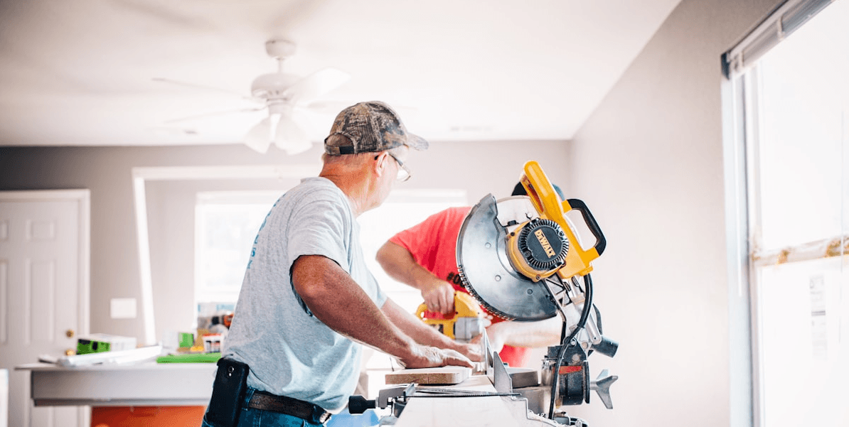 Itzhome Peak District Electrician, Plumber & Handyman Work Opportunities